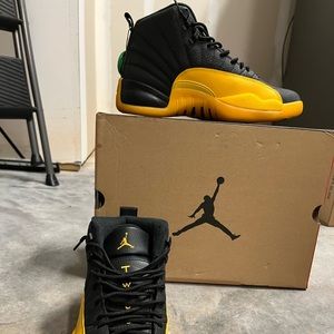 Jordan 12 University Golds Size 10.5